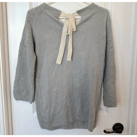 Charming Charlie Cozy Sweater Womens Size M Gray 3/4 Sleeve Knit Rear Tie - Picture 3 of 4